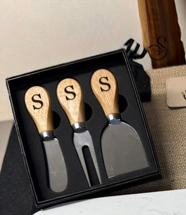 Acacia Handle Cheese Knife Set – 3 Piece Stainless Steel Charcuterie Tool Set (Gift Boxed)