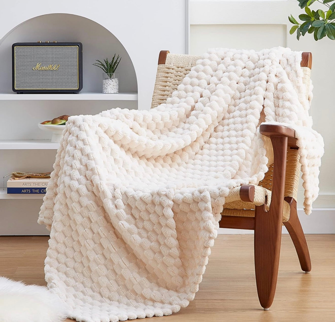 The Signature Comfort Throw
