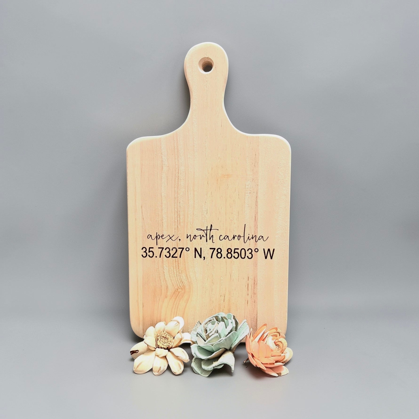 Handled Rubberwood Serving Board - Engraved