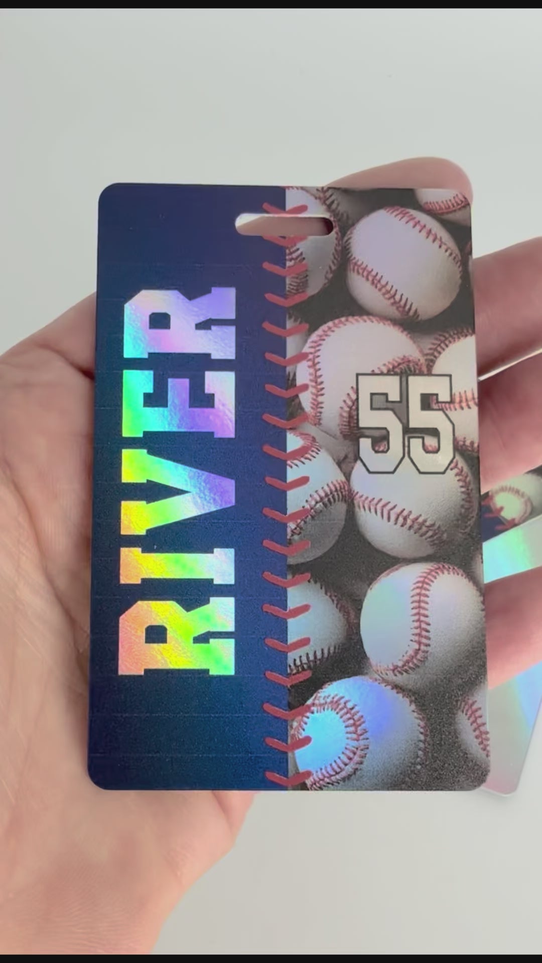 Video showing holographic shift on bag tag